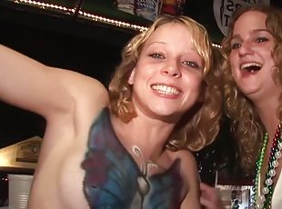 Chelsea Local Girl Eating Pussy In Public In A Bar - Small tits