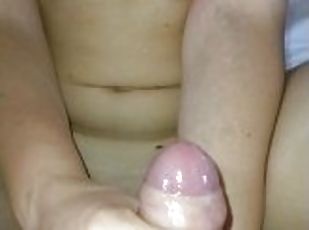 Stepsis jerk my cock on her tits