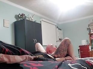 chatte-pussy, amateur, milf, pieds, tatouage, jambes