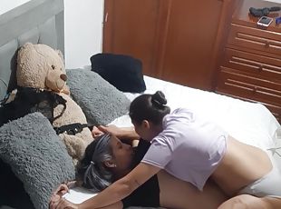 Kissing With My Girl Licking Pussies In The Room