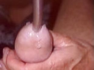 Sexynini83 - Playing with his ureter before he takes my strapon floutée