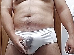 JR white underwear cumshot