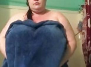 Bbw in shower washing big tits and pussy