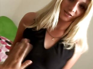 Blonde in sexy miniskirt pleases some lucky dude with grinding