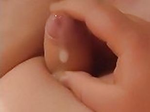 Chubby play with big clit and cum
