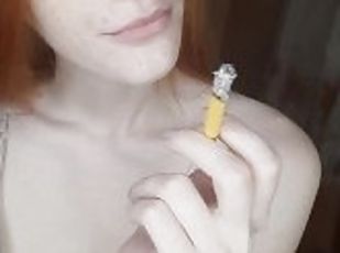 amador, adolescente, caebça-vermelha, fetiche, sozinho, fumando