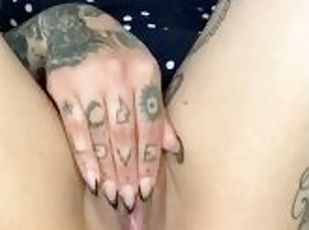 masturbation, orgasm, amatör, brudar, milf, blond, petit, ensam, tatuering