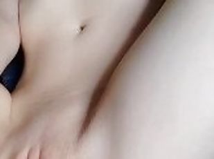 Teen masturbating with fingers her wet pussy