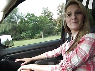 Lovely chick Hope Harper sucking a delicious cock in the car