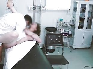 Mature woman with giant natural tits goes to the doctor and this fake doctor bastard fucks her