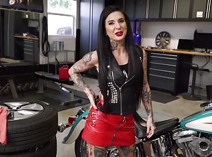Hottie leans on her motorcycle to get pussy POV satisfied