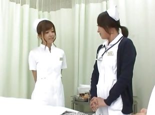enfermeira, japonesa, a-três, uniforme, pernas, espalhando