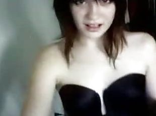 Teen Talking Filthy On Her Webcam