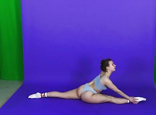 Rima Soroka with crazy flexibility - sexy and naked