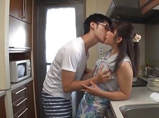 Japanese chick pleases her lover first thing in the morning