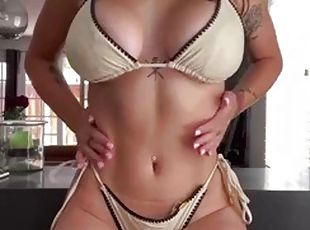 Perfect Body Chick Wants To Cum Fans Only