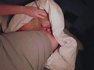 Sexy stepsister snuck under the covers and woke me up with a blowjob. I had to fuck her pussy and fill it with cum