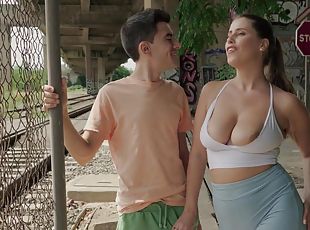 Outdoors quickie with natural tits stranger Lady Lyne in HD video