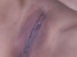Latina pussy fingered and licked until it starts leaking