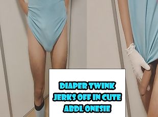 Diaper twink jerks off in cute abdl onesie 