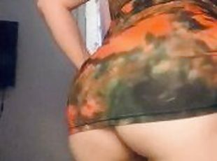 Slow motion of my jiggly pawg ass twerking and clapping in new right dress. Love all my jiggling