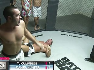 MMA fighter fucks a curvaceous girl in the locker room