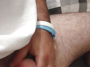 Whiteboy jacks off his tiny white dick for the littlest cumshot ever Pathetic