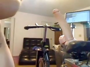 Riding exercise and dildo for the babe fuck on the bike